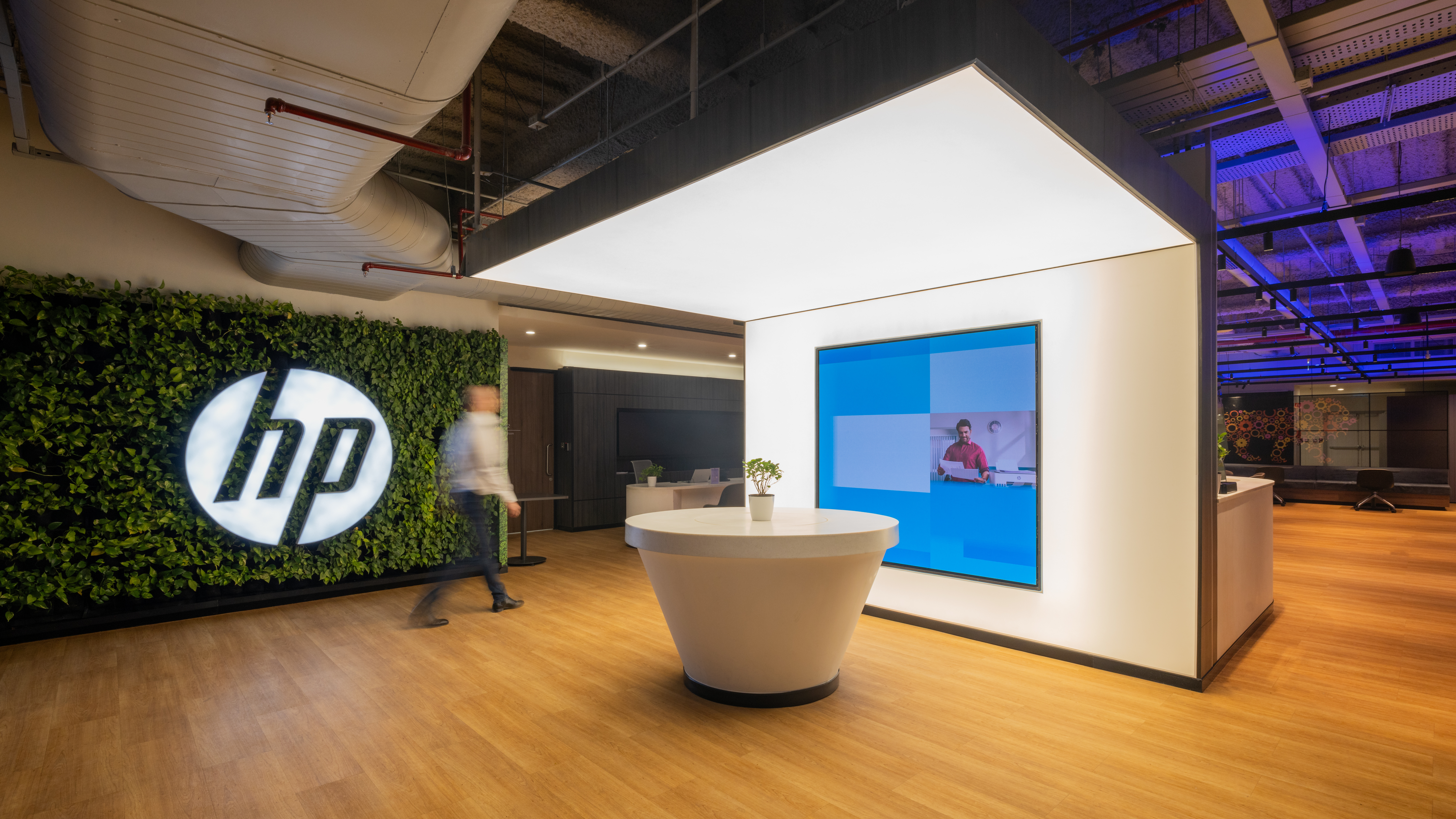 HP, India